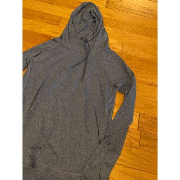 Athleta women’s blue athletic relaxed hooded pullover with thumb holes size med - Picture 4 of 9